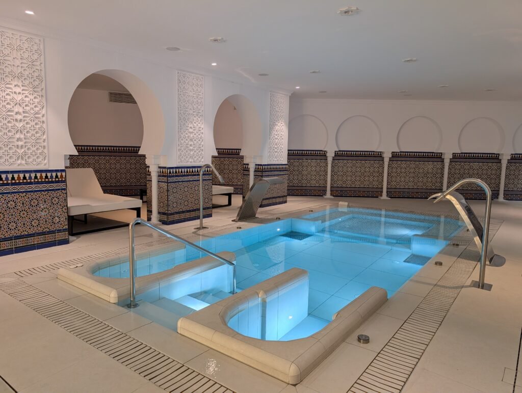 Jacuzzi Pool, Anamara Wellness Ritual at Hotel Villa España Benidorm