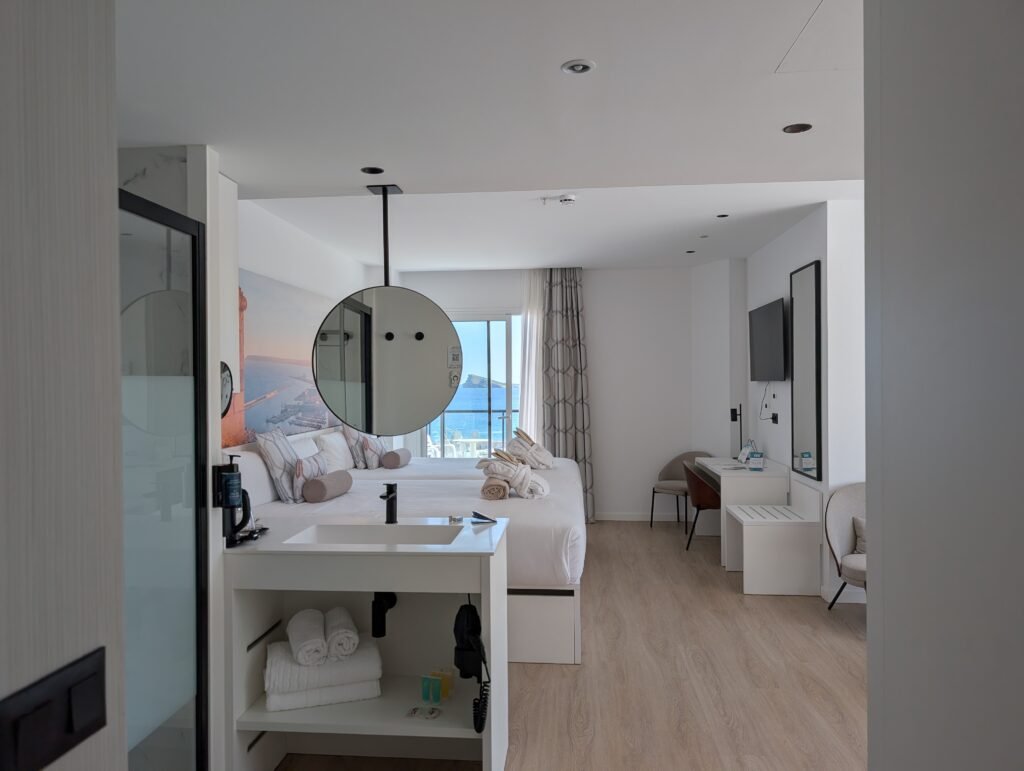 Alicante Suite at Hotel Villa España Benidorm